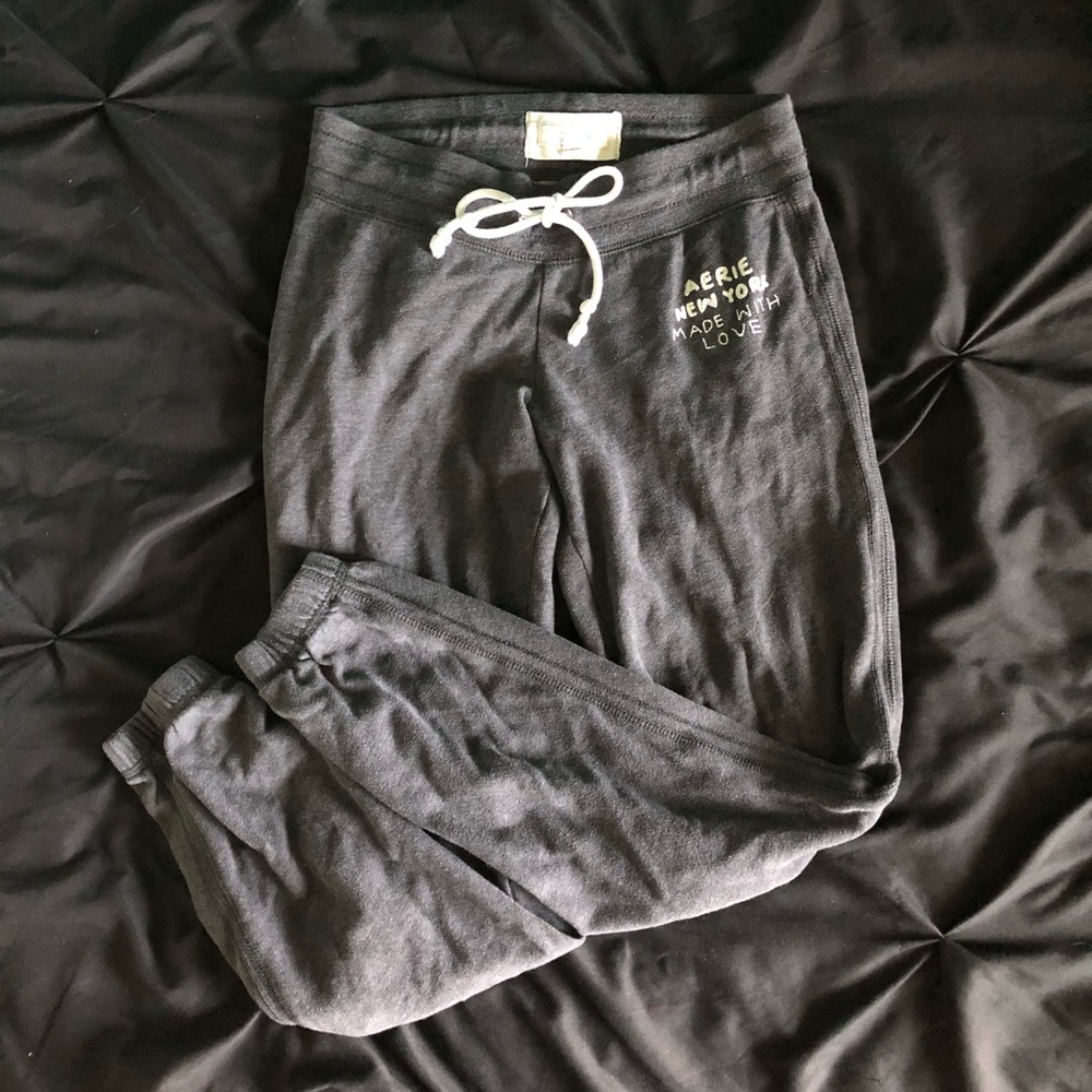 Aerie dark gray sweat pants
